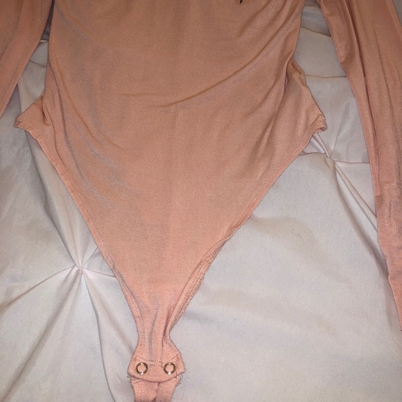 NWT Dusty Pink long-sleeve bodysuit - Picture 5 of 5